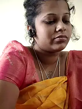 Snapshot of sweetqueen143 chatting on 18, 10, 2025 sweetqueen143 online show from 18, 10, 2025