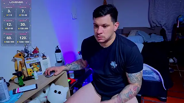 Snapshot of ryden_01 chatting on 17, 10, 2025 ryden 01 online show from 17, 10, 2025