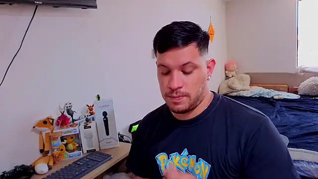 Snapshot of ryden_01 chatting on 7, 11, 2025 ryden 01 online show from 7, 11, 2025