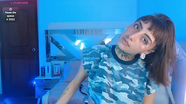 Gyal 8  online show from 28, 10, 2025