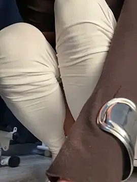 Lissa kis online show from 4, 4, 2026