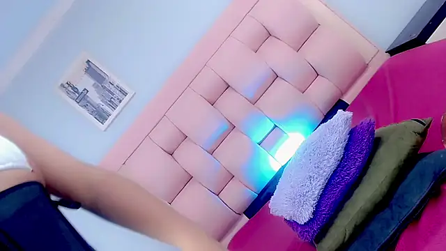 Snapshot of AdharaDaboin chatting on 25, 10, 2025 AdharaDaboin online show from 25, 10, 2025