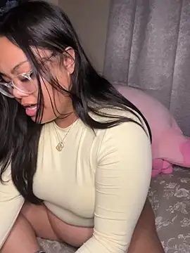 kiaradanielaxx online show from 20, 12, 2025