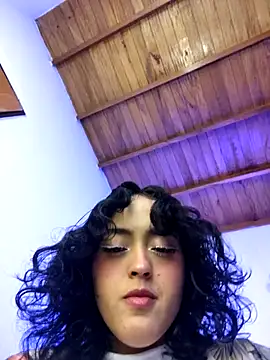 Snapshot of Grecia__x chatting on 24, 10, 2025 Grecia  x online show from 24, 10, 2025