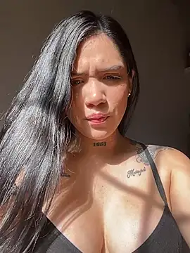 liahouses online show from 7, 11, 2025