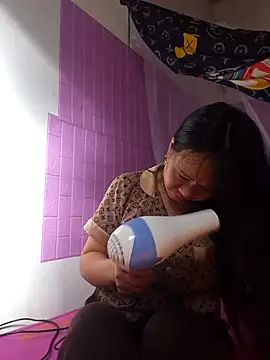 Snapshot of cunconcute chatting on 2, 10, 2025 cunconcute online show from 2, 10, 2025