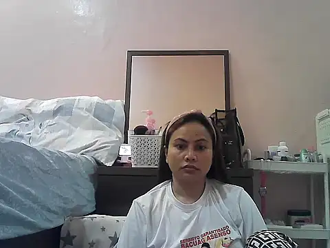 Snapshot of Amarrahlyn chatting on 12, 5, 2026 Amarrahlyn online show from 12, 5, 2026