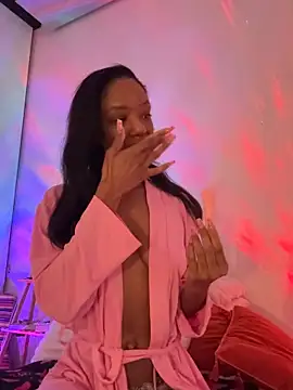 Snapshot of LoveDreaux chatting on 27, 2, 2026 LoveDreaux online show from 27, 2, 2026