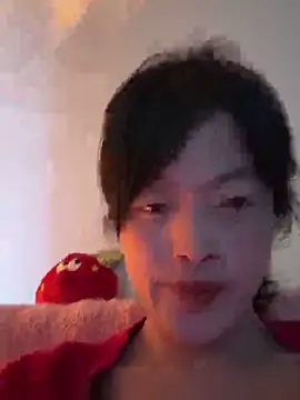 Snapshot of Tramy_xx chatting on 18, 3, 2026 Tramy xx online show from 18, 3, 2026