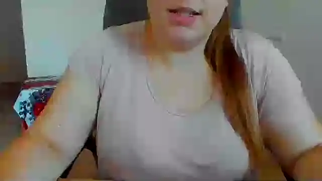 Snapshot of Liza-Mendez chatting on 10, 10, 2025 Liza-Mendez online show from 10, 10, 2025