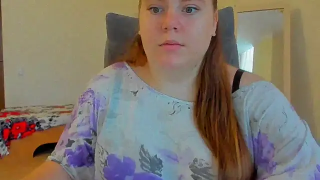 Snapshot of Liza-Mendez chatting on 10, 11, 2025 Liza-Mendez online show from 10, 11, 2025