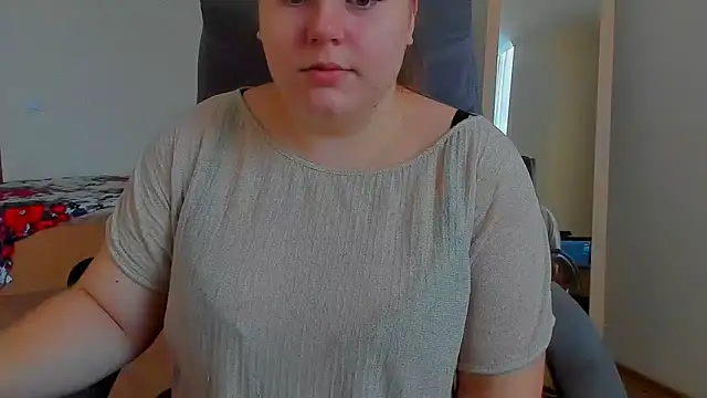 Snapshot of Liza-Mendez chatting on 18, 11, 2025 Liza-Mendez online show from 18, 11, 2025