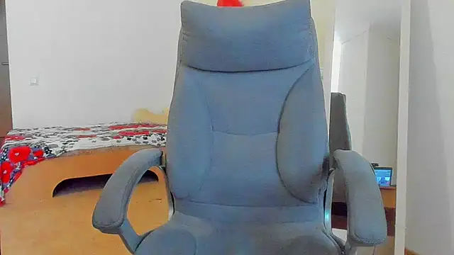 Snapshot of Liza-Mendez chatting on 23, 11, 2025 Liza-Mendez online show from 23, 11, 2025