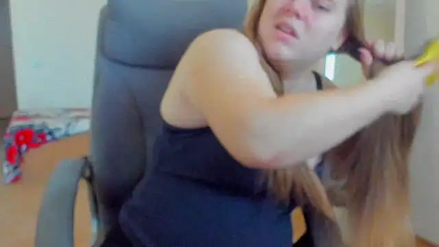 Snapshot of Liza-Mendez chatting on 26, 11, 2025 Liza-Mendez online show from 26, 11, 2025