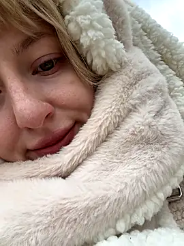 RonnieKiss online show from 28, 10, 2025