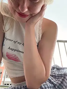 RonnieKiss online show from 5, 12, 2025