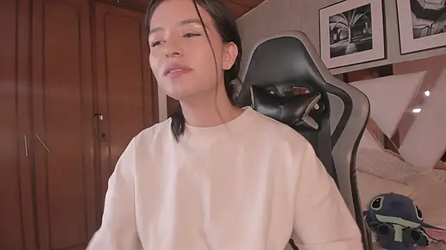 Snapshot of HaathorX chatting on 9, 10, 2025 HaathorX online show from 9, 10, 2025