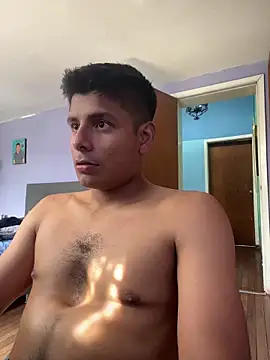 Snapshot of AnotherJuan_ chatting on 5, 12, 2025 AnotherJuan online show from 5, 12, 2025