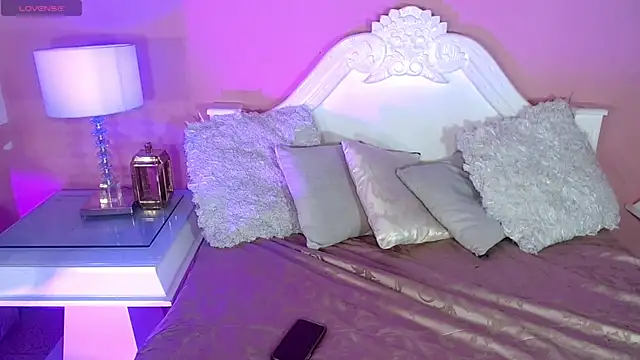  IsabellaRousse online show from 1, 10, 2025