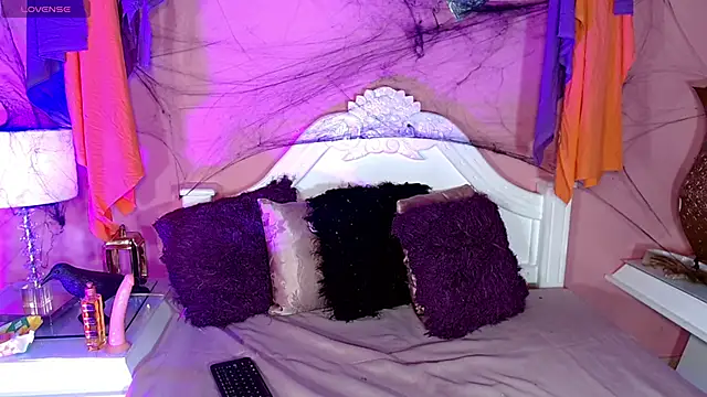  IsabellaRousse online show from 18, 10, 2025