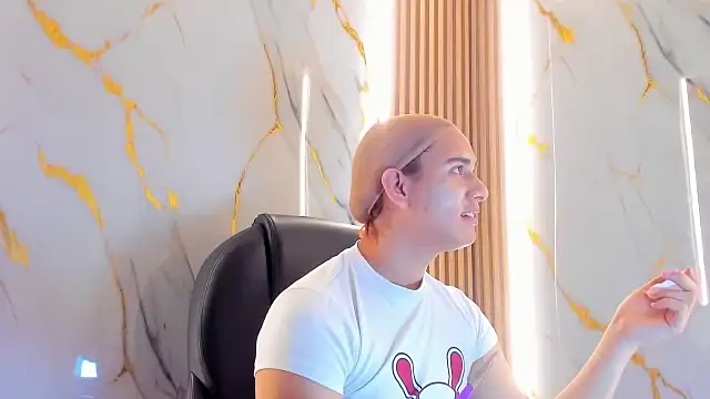 Marian Cristal online show from 7, 2, 2026