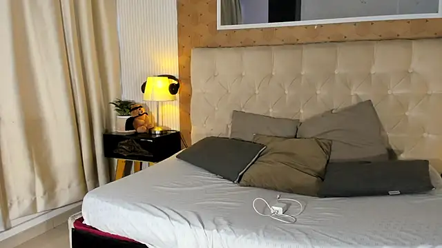 Snapshot of liam_twiink chatting on 13, 11, 2025 liam twiink online show from 13, 11, 2025