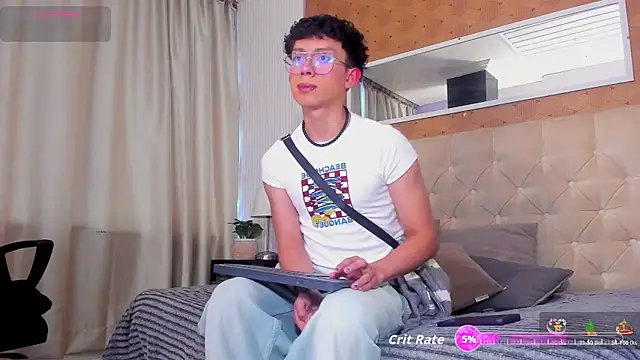 Snapshot of liam_twiink chatting on 12, 1, 2026 liam twiink online show from 12, 1, 2026