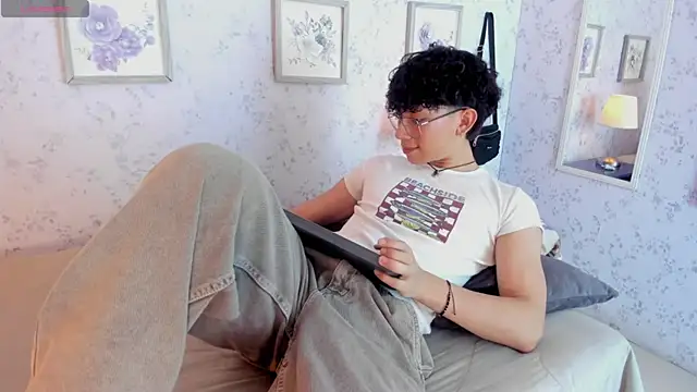 liam twiink online show from 24, 6, 2026