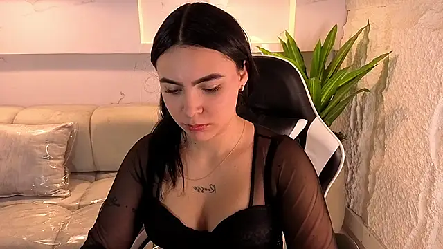 Snapshot of scarlett_smith_tp chatting on 16, 12, 2025 scarlett smith tp online show from 16, 12, 2025