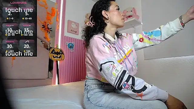 Snapshot of oblivionlove chatting on 21, 10, 2025 oblivionlove online show from 21, 10, 2025