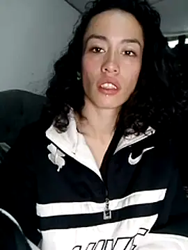 Snapshot of oblivionlove chatting on 16, 11, 2025 oblivionlove online show from 16, 11, 2025