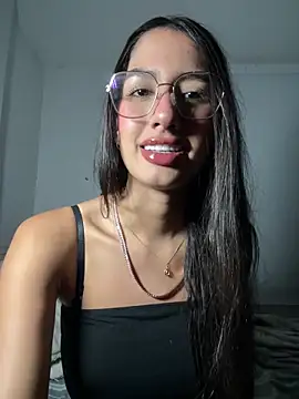 Julieta Duque online show from 29, 3, 2026