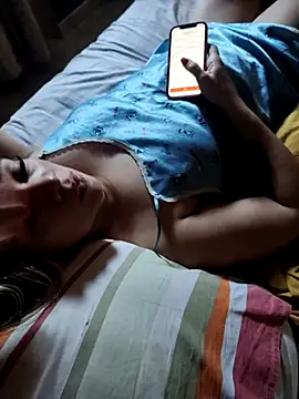 Snapshot of Barbie_13 chatting on 29, 9, 2025 Barbie 13 online show from 29, 9, 2025