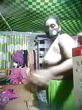 Snapshot of Eliza-03 chatting on 23, 9, 2025 Eliza-03 online show from 23, 9, 2025