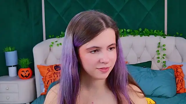 Snapshot of Akira_Halls chatting on 27, 10, 2025 Akira Halls online show from 27, 10, 2025