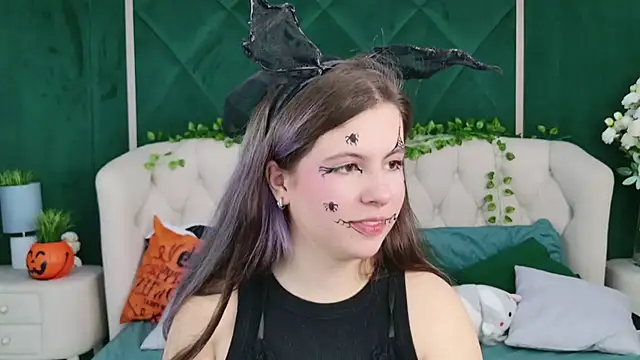 Snapshot of Akira_Halls chatting on 31, 10, 2025 Akira Halls online show from 31, 10, 2025