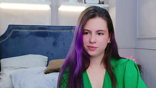 Snapshot of Akira_Halls chatting on 7, 11, 2025 Akira Halls online show from 7, 11, 2025