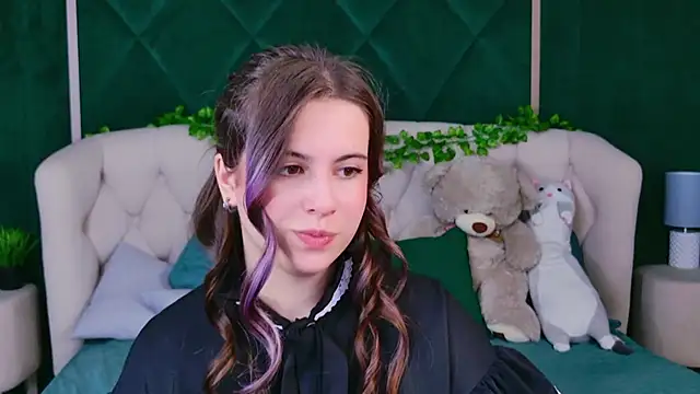 Snapshot of Akira_Halls chatting on 15, 11, 2025 Akira Halls online show from 15, 11, 2025