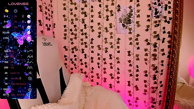 Snapshot of LinaBlossom_ chatting on 24, 2, 2026 LinaBlossom online show from 24, 2, 2026