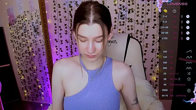 Snapshot of LinaBlossom_ chatting on 27, 2, 2026 LinaBlossom online show from 27, 2, 2026