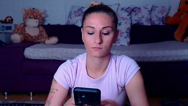 CassieSpell online show from 11, 5, 2026