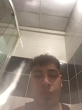 Snapshot of astoperaa chatting on 29, 3, 2026 astoperaa online show from 29, 3, 2026