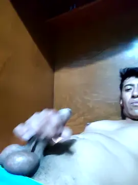 Snapshot of Carlos27hot chatting on 21, 11, 2025 Carlos27hot online show from 21, 11, 2025