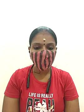 Snapshot of Tamil_Yalini12 chatting on 4, 10, 2025 Tamil Yalini12 online show from 4, 10, 2025