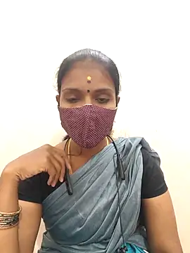 Snapshot of Tamil_Yalini12 chatting on 7, 10, 2025 Tamil Yalini12 online show from 7, 10, 2025