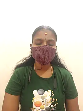 Snapshot of Tamil_Yalini12 chatting on 9, 10, 2025 Tamil Yalini12 online show from 9, 10, 2025