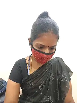 Snapshot of Tamil_Yalini12 chatting on 22, 11, 2025 Tamil Yalini12 online show from 22, 11, 2025