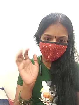 Snapshot of Tamil_Yalini12 chatting on 24, 11, 2025 Tamil Yalini12 online show from 24, 11, 2025