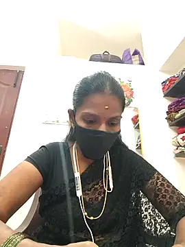 Snapshot of Tamil_Yalini12 chatting on 26, 2, 2026 Tamil Yalini12 online show from 26, 2, 2026