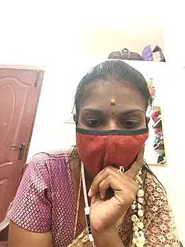 Snapshot of Tamil_Yalini12 chatting on 8, 3, 2026 Tamil Yalini12 online show from 8, 3, 2026